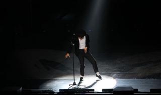 迈克杰克逊公益歌曲 迈克杰克逊公益歌曲